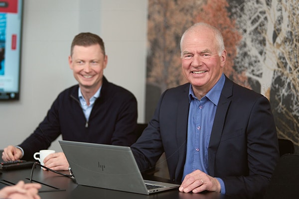 Ansatte i BN Bank, illustrasjon til artikkel Eiendomsinvestorenes høyre hånd